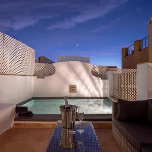 https://hommyhome-castellar-luxury.es-andalucia.com