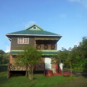 https://seawind-cottage-authentic-stlucian-accommodation-near.comcaribbean.com